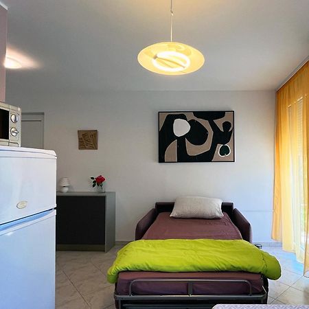 Holiday Apartment For Families And Couples In Pula, Stinjan Εξωτερικό φωτογραφία