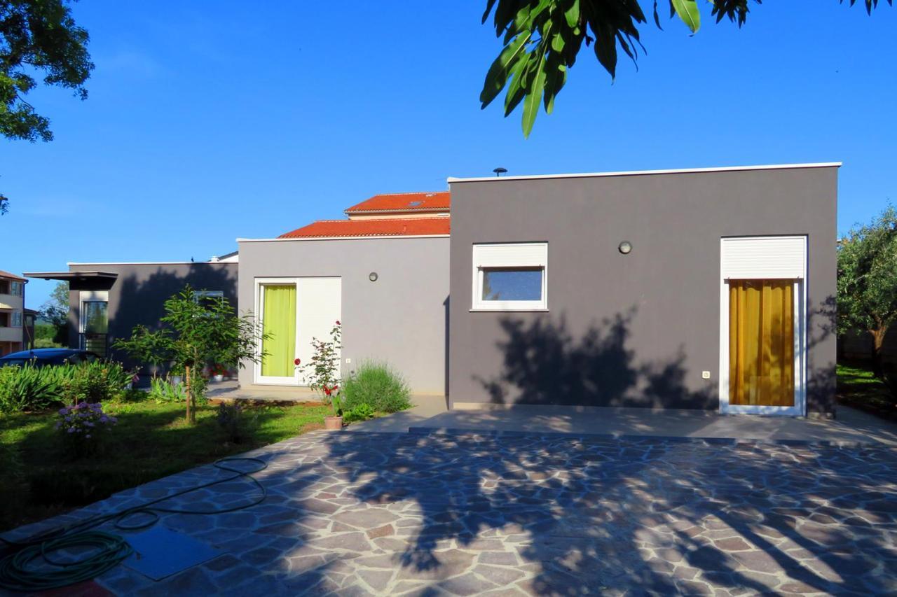 Holiday Apartment For Families And Couples In Pula, Stinjan Εξωτερικό φωτογραφία